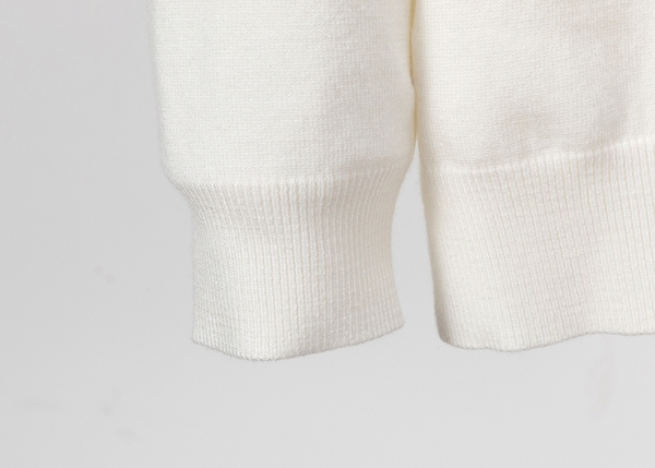 ブランドセーター角部分ディテール